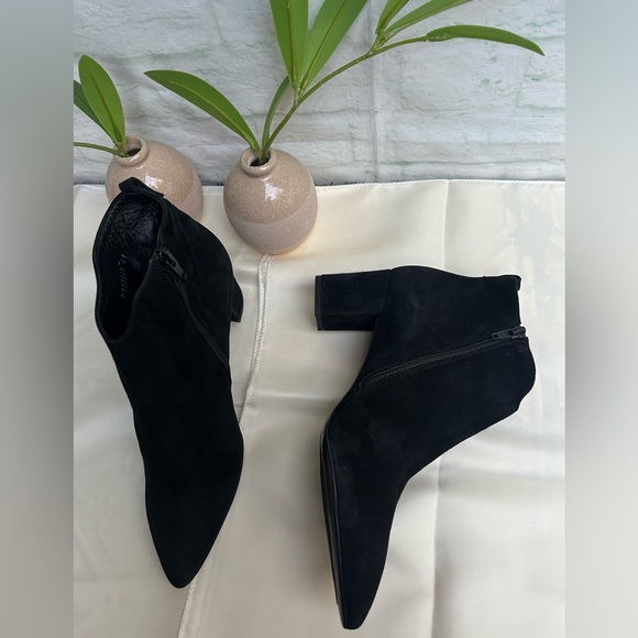 - AGL Notch bootie black Suede leather Ankle boots 36.5 Us 6.5 women,New - Picture 3 of 13